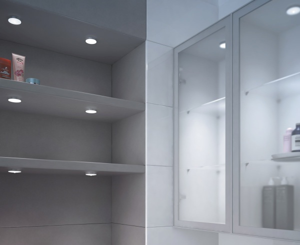 картинка Комплект: 5 светодиодных светильника TAKKA Set5, комплект 6Вт, 350mA, 5 каб. 2м с раз.Bus, трансформатор серебристый/свет натуральный от магазина SEFI