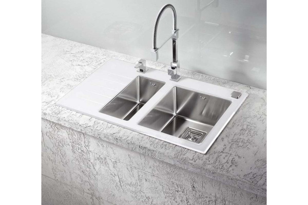 картинка Мойка Alveus CRYSTALIx 20 WHITE 860x540 1+1/2 правая, с сифоном 1127260, кол. 1119835, доз.1129080 от магазина SEFI