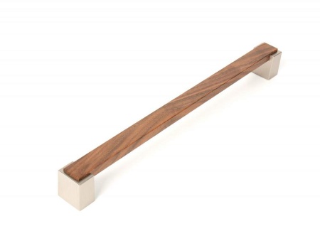 картинка Ручка мебельная Step 320, орех 322*10*20 от магазина SEFI