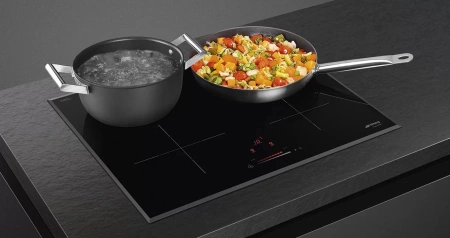 картинка Индукционная варочная панель Smeg SI4642B от магазина SEFI