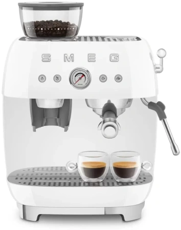 картинка Эспрессо-кофемашина Smeg EGF03WHEU от магазина SEFI