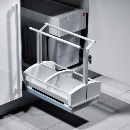 картинка Выдвижная корзина Carry для бытовой химии на распашной фасад от 400 мм, цвет – серый от магазина SEFI