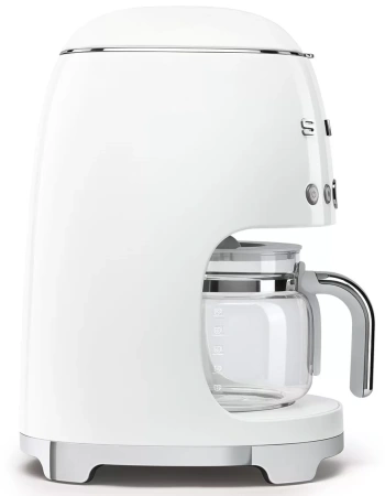 картинка Капельная кофеварка Smeg DCF02WHEU от магазина SEFI