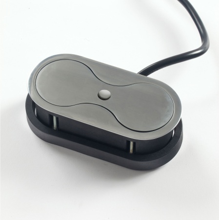 картинка Розетка Eight врезная в столешницу, цвет - нержавейка от магазина SEFI