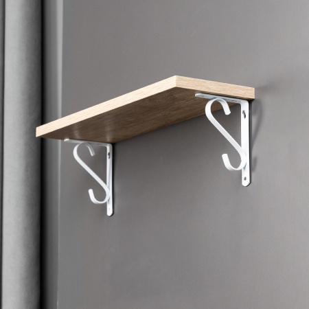 картинка Полкодержатель мет. SONATA 140*95*20*3, белый AKS от магазина SEFI