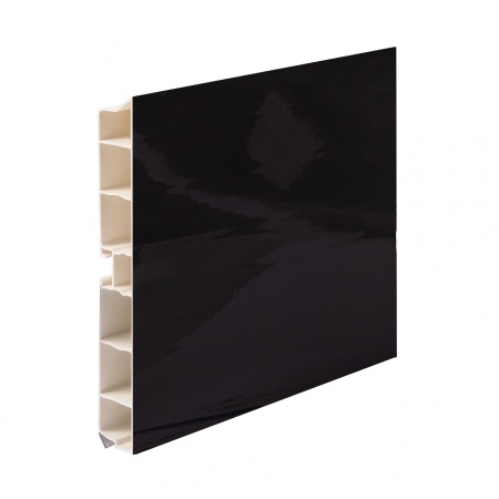 картинка Цоколь мебельный ПВХ H=100 чёрный глянец L=4000мм, РФ от магазина SEFI