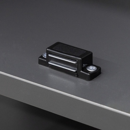 картинка Защелка магнитная мебельная чёрная малая LEBA от магазина SEFI