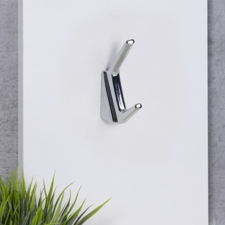 картинка Крючок меб. двухрожковый мет. SENT хром AKS от магазина SEFI