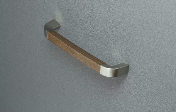 картинка Ручка мебельная Epoch Combi 192, орех 210*42*18 от магазина SEFI