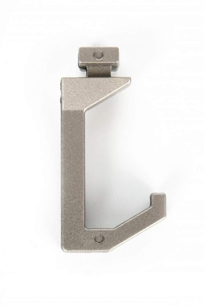 картинка Интерьерные стеллажные Система FLAG Крючок 13х35мм, нержавеющая сталь магазин SEFI являющийся официальным дистрибьютором в России  картинка Интерьерные стеллажные Система FLAG Крючок 13х35мм, нержавеющая сталь от магазина SEFI