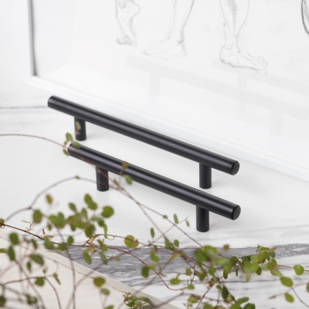 картинка Ручка меб. релинговая 192/242 сталь черный матовый AKS магазин SEFI являющийся официальным дистрибьютором в России  картинка Ручка меб. релинговая 192/242 сталь черный матовый AKS от магазина SEFI