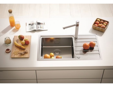 картинка Мойка ALVEUS RANDO 50R UP SAT-90 FS 860x500 в комплекте с сифоном 1123351 от магазина SEFI