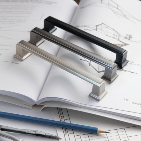 картинка Ручка меб. скоба мет. IONIKA 128, черный матовый, AKS от магазина SEFI