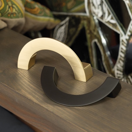 картинка Ручка меб. скоба мет. COSMO 96 брашированное золото, AKS от магазина SEFI