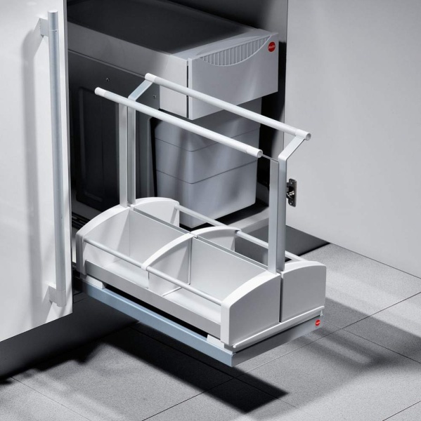 картинка Выдвижная платформа Carry с 2-мя переносными емкостями от магазина SEFI