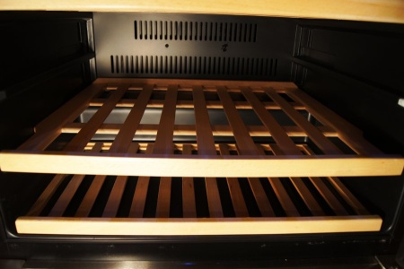 картинка Винный шкаф IP CEXP 45-6 RU от магазина SEFI