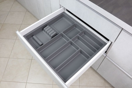 картинка Лоток BASIC Soft-Touch для столовых приборов, фасад 600 мм, для Blum Tandembox 500, орион серый от магазина SEFI