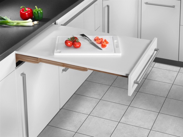 картинка Выдвижная доска Rapid 60 цвет-белый от магазина SEFI