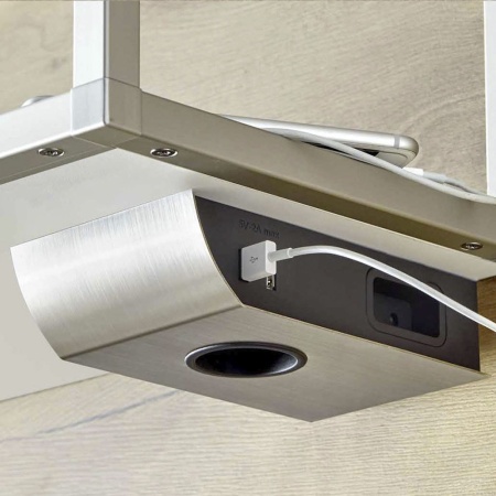 картинка Розетка BORN накладная, цвет - нержавеющая сталь от магазина SEFI