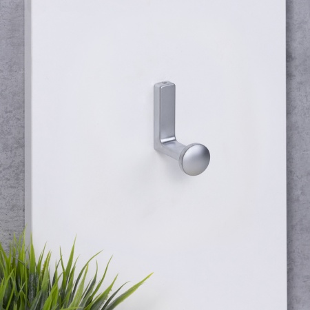 картинка Крючок меб. однорожковый мет. KING хром матовый AKS от магазина SEFI