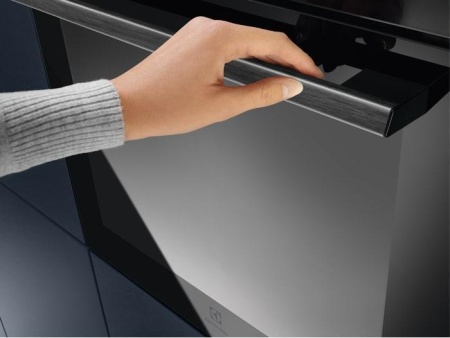 картинка Духовой шкаф Electrolux EOE5C71Z от магазина SEFI