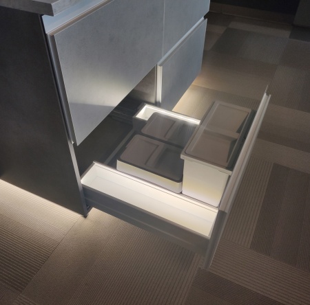 картинка Контейнер Kitty 4л 180х180х300 от магазина SEFI