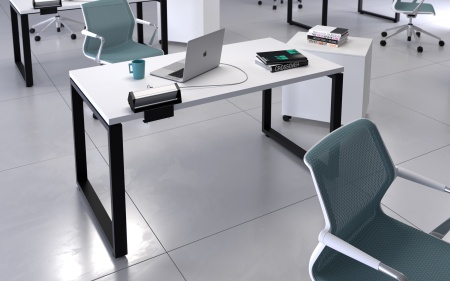 картинка Блок розеток: 2 евророзетки 220В, 2 USB-зарядки Type A+A, пустой модуль ASA Plastici VersaDesk, серебристый (06123F00029) от магазина SEFI