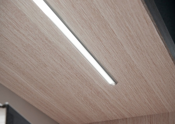 картинка Светильник светодиодный Miss, 28.8Вт, 24В, кабель 2м с разъемом Micro, свет натуральный алю, 2000х15х2мм от магазина SEFI