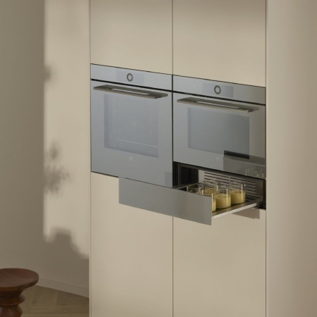 картинка Подогреватель посуды V-ZUG V4000 31 WDEE6V1C черн.стекло от магазина SEFI