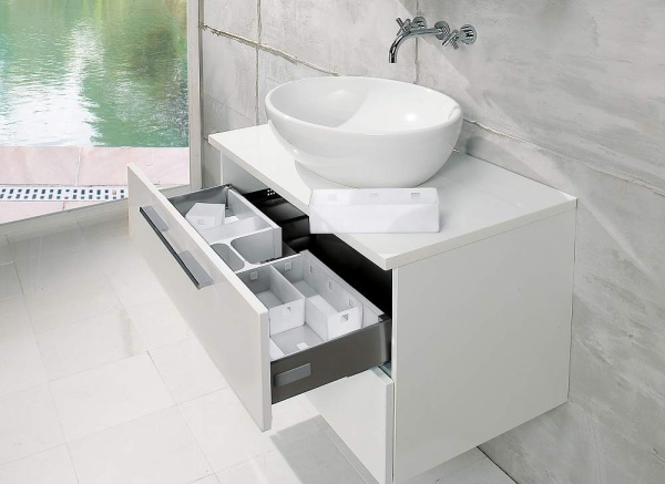 картинка Базовый комплект для изготовления П-образного ящика (оформление выреза по месту) BANIO от магазина SEFI