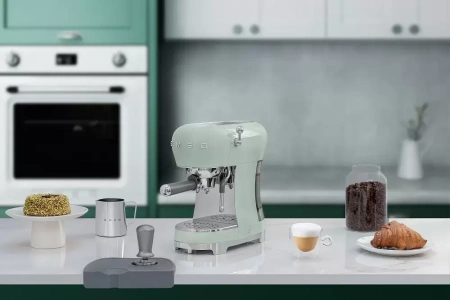 картинка Кофемашина Smeg ECF02PGEU от магазина SEFI