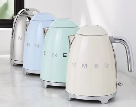 картинка Чайник Smeg KLF03CREU от магазина SEFI