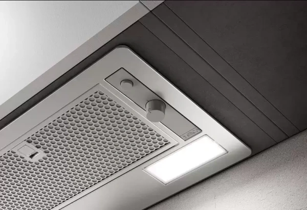 картинка Вытяжка ELICA ERA S IX/A/72 от магазина SEFI