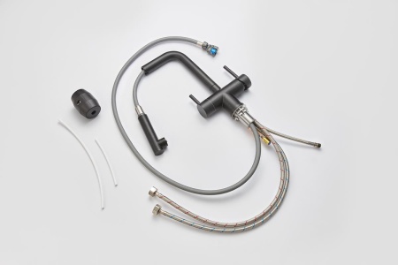 картинка Смеситель для кухни с выдвижной лейкой и подключением к фильтру, EMAR ЕС-7017, цвет Морион от магазина SEFI