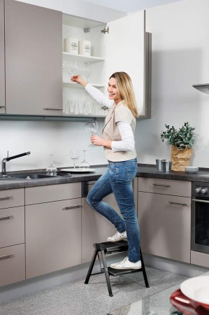 картинка Крепеж стремянки Step-fix 2019 к стене 144х37х30, антрацит от магазина SEFI