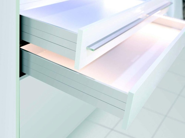 картинка Выдвижной ящикALUMOVE 45 в шкаф 45см, для стенок шкафа 16мм от магазина SEFI