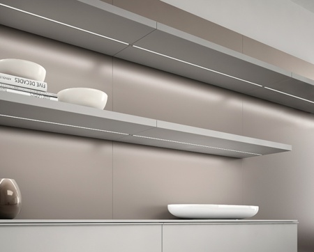 картинка Светильник светодиодный Diva TLD, 2,16 Вт, 12В, свет холодный алю, 526х19х12мм от магазина SEFI