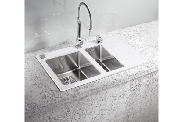 картинка Мойка Alveus CRYSTALIx 20 WHITE 860x540 1+1/2 левая, с сифоном 1127260, кол. 1119835, доз.1129080 от магазина SEFI