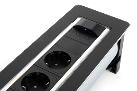 картинка Поворотный блок розеток: 3 евророзетки 220В, USB-зарядки Type A+C ASA Plastici VersaTurn 3.0, черное стекло, нержавеющая сталь (06024F00031) от магазина SEFI
