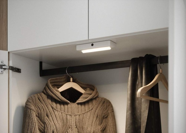 картинка Светодиодный светильник VISTA пластик/свет теплый магазин SEFI являющийся официальным дистрибьютором в России  картинка Светодиодный светильник VISTA пластик/свет теплый от магазина SEFI