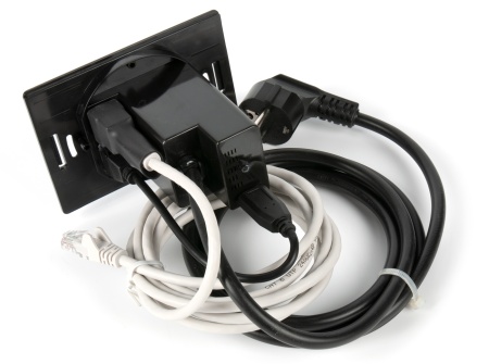 картинка Блок розеток с крышками-шторками: 1 розетка 220В + 1 порт RJ45 + 1 USB-зарядка Type A ASA Plastici VersaPad, нержавеющая сталь (03VI80F5IN) от магазина SEFI