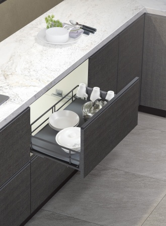 картинка Выдвижная корзина 800 DARK LINE, черный AKS от магазина SEFI