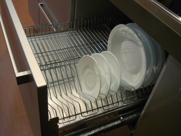 картинка Выдвижная сушка для посуды Scola, с Soft-Close для шкафа шириной 600 мм от магазина SEFI