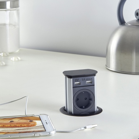 картинка Розетка BRICK врезная в столешницу, цвет - черный от магазина SEFI