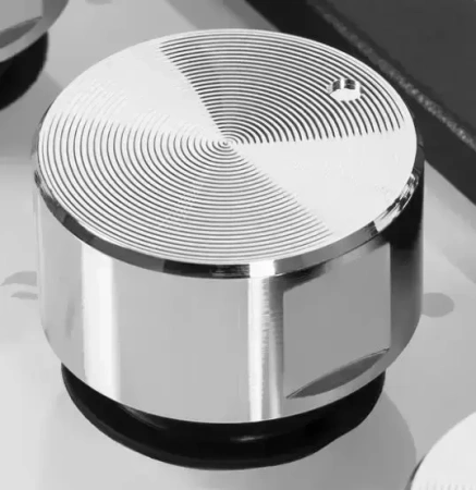 картинка Газовая варочная панель MAUNFELD EGHG.64.43CW\G магазин SEFI являющийся официальным дистрибьютором в России  картинка Газовая варочная панель MAUNFELD EGHG.64.43CW\G от магазина SEFI