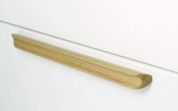 картинка Ручка мебельная U Tube 160 (200), дуб 200*25*25 от магазина SEFI