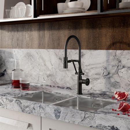 картинка Смеситель для кухни с гибким изливом, черный матовый, Grange, IDDIS, GRABLFLi05 от магазина SEFI