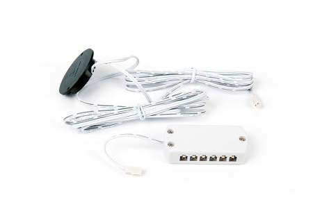 картинка Выключатель Capsens V13 12-24Vdc 30-60W, черный пластик от магазина SEFI