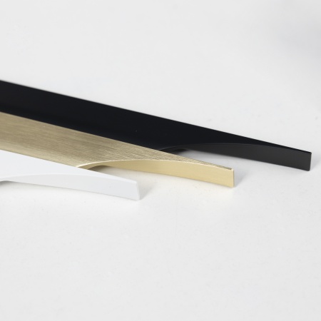 картинка Ручка меб. скоба алюм. ENVISION 96-128/241 черный матовый, AKS от магазина SEFI