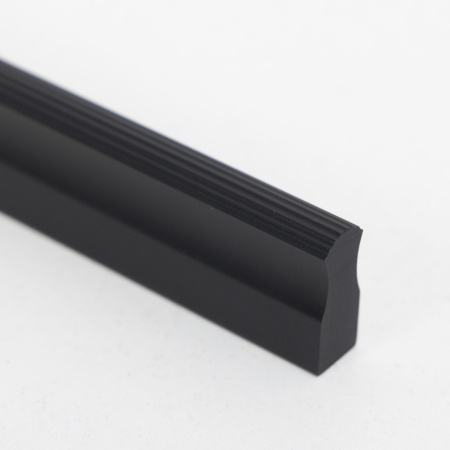 картинка Ручка меб. скоба алюм. ENIGMA 320 черный матовый, AKS магазин SEFI являющийся официальным дистрибьютором в России  картинка Ручка меб. скоба алюм. ENIGMA 320 черный матовый, AKS от магазина SEFI